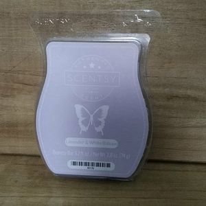 Lavender & White balsam